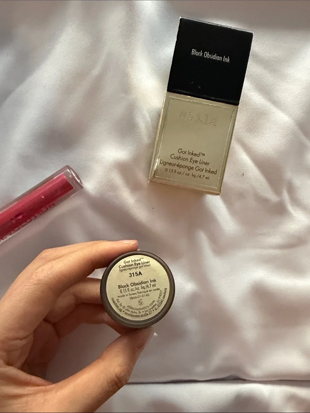 Stila Got Inked Cushion Eye Liner Black Obsidian Ink + FREE Revolution Lip Gloss